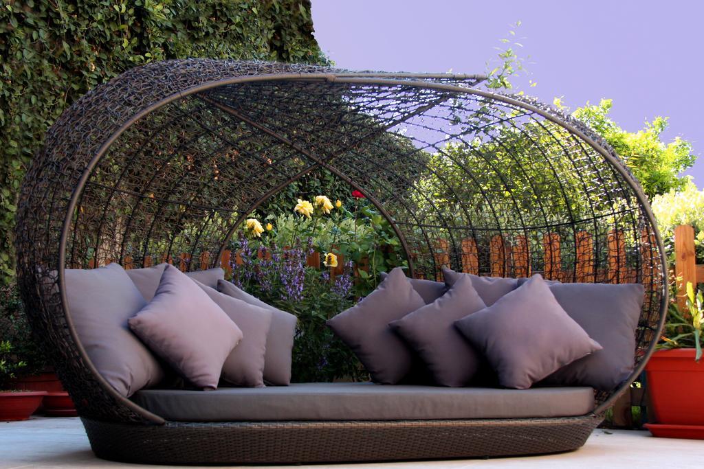 La Peonia Boutique B&B Cagliari Bagian luar foto